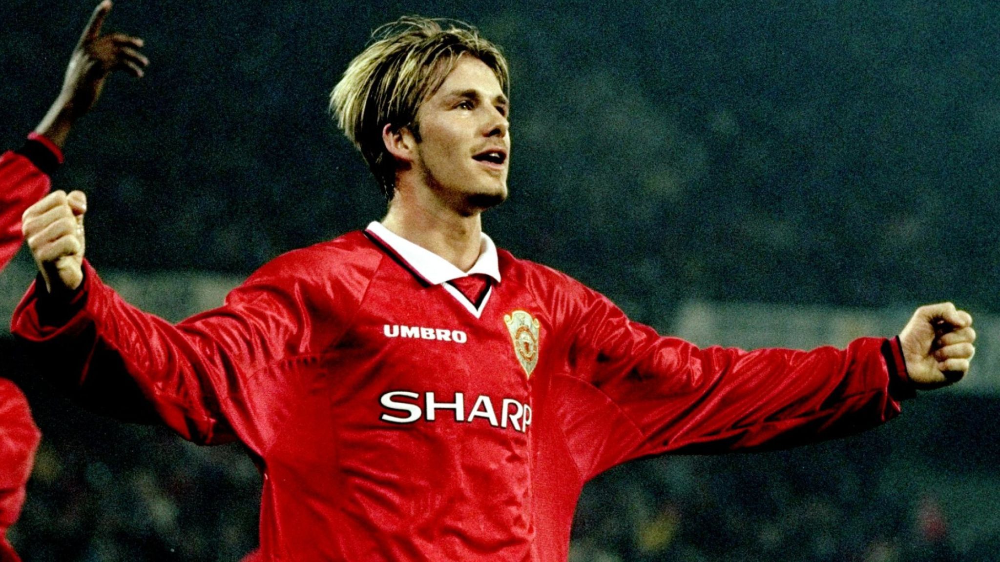 David Beckham trong màu áo MU